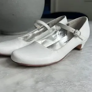 Nina white dress shoes new arrivals